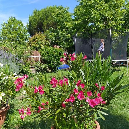 Flora House 3 Minutes From Lake Balaton ケストヘイ エクステリア 写真