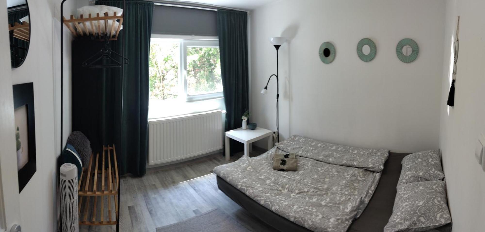 Flora House 3 Minutes From Lake Balaton ケストヘイ エクステリア 写真